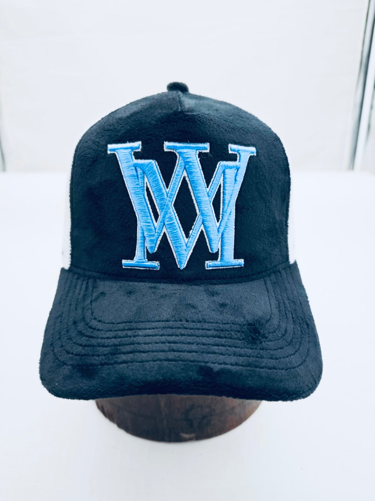 Mabuhay Lions Pride - Black/Blue (White Outline)